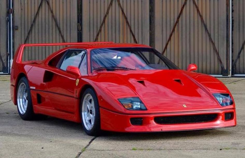 Ferrari F40 del 1990 stimata 1,1 milioni di euro